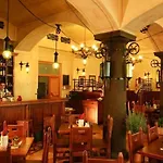 Hotell Dar Prag